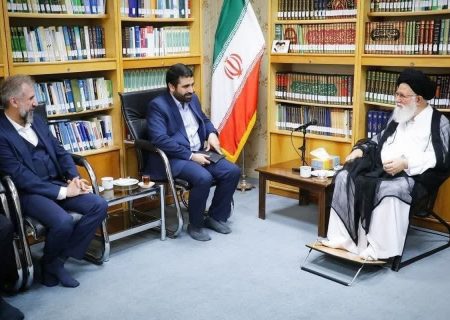 آیت ‎الله علم ‎الهدی: ذوق و دانش جوانان را در مدیریت فضای مجازی قدر بدانید