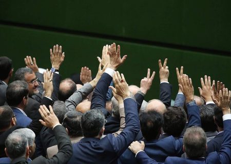 سخنی با نمایندگان جدید مجلس سر خواستن «کمیسیون فرهنگی» دعوا کنید، نه نخواستنش!/ «فرهنگ نوازی» در «گوشه قانون»گذاری!