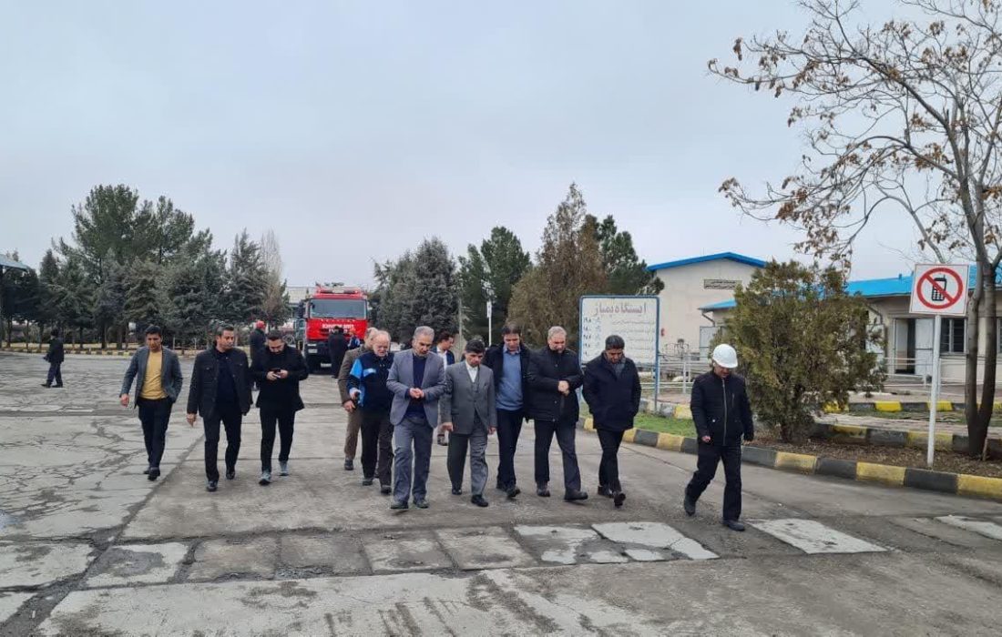 سید حسن حسینی فرماندار مشهد ازتاسیسات نفتی انبار شهید بیخوش مشهدبازدید کرد