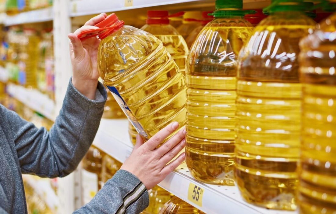 آغاز توزیع ۲۵۰ تن روغن در بازارهای خراسان رضوی