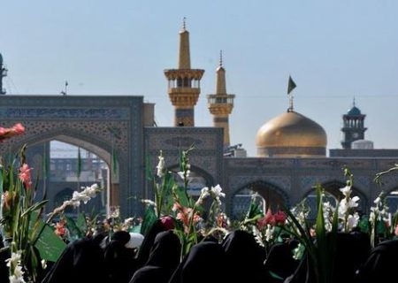 تشرف خواهران بسیجی پخش فرآورده های نفتی به زیارت امام مهربانی ها