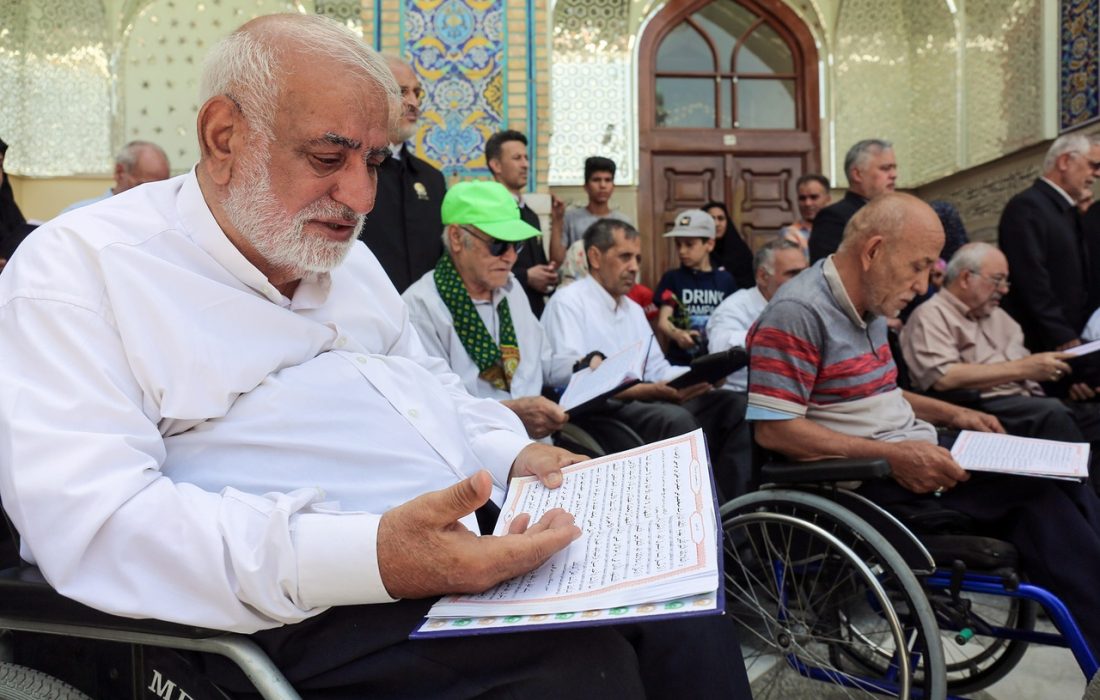 تشرف جانبازان ضایعه نخاعی مشهد به حرم مطهر رضوی