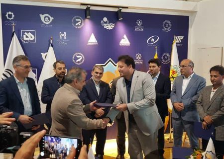 امضای ۱۶ تفاهم‌نامه تأمین مالی و سرمایه‌گذاری برای احداث ۱۴۲۰ مگاوات نیروگاه تجدیدپذیر در خراسان رضوی