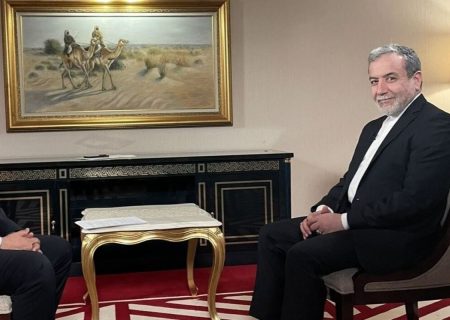 واکنش عراقچی به سخنان پرحاشیه ظریف + فیلم