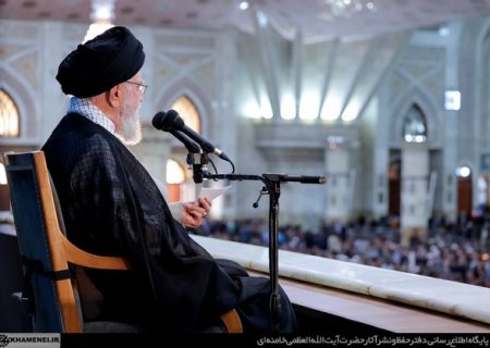 رهبر معظم انقلاب در مراسم سی‌ششمین سالگرد ارتحال امام خمینی(ره)؛ اگر ولایت فقیه نبود این انقلاب از راه دین منحرف میشد/ غنی‌سازی اورانیوم یک مسئله کلیدی در صنعت هسته‌ای است