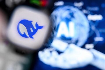 چرا چین ابزارهای هوش مصنوعی را غیرفعال کرد؟