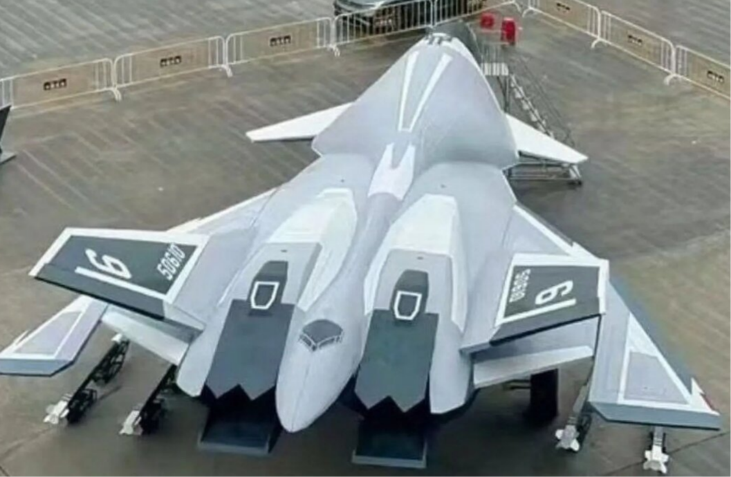 هوش مصنوعی به میدان آمد/ جنگنده‌های چین حالا با کمک هوش مصنوعی طراحی می‌شوند!