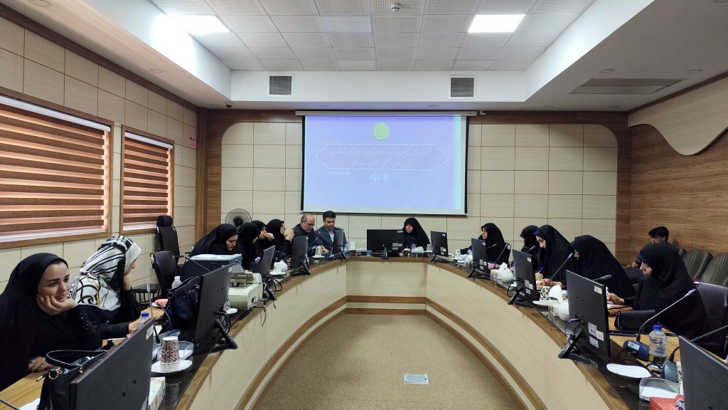 نشست بانوان فعال فرهنگی و اجتماعی مساجد منطقه ۱۰باعضوشورای شهر مشهد