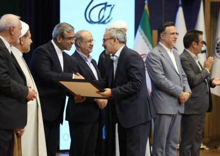 انتخاب صنایع غذایی رضوی به‌عنوان واحد نمونه صنعتی خراسان رضوی در سال ۱۴۰۴