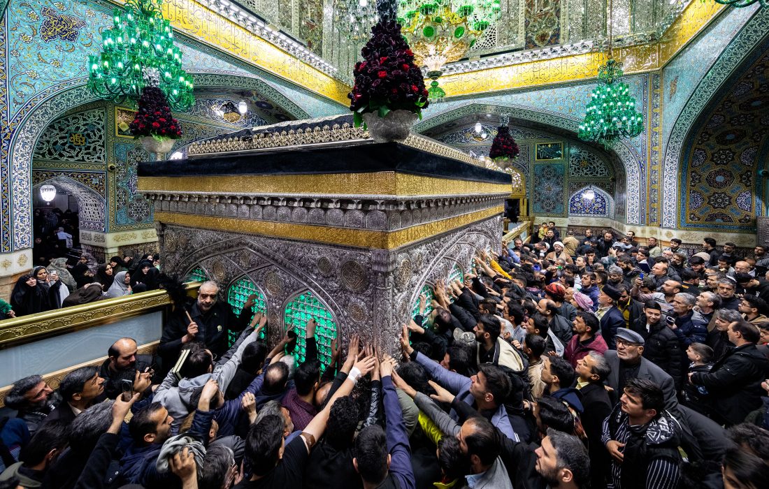 مشهدالرضا غرق درسوگ وماتم شهادت امام حسن عسکری (علیه السلام)