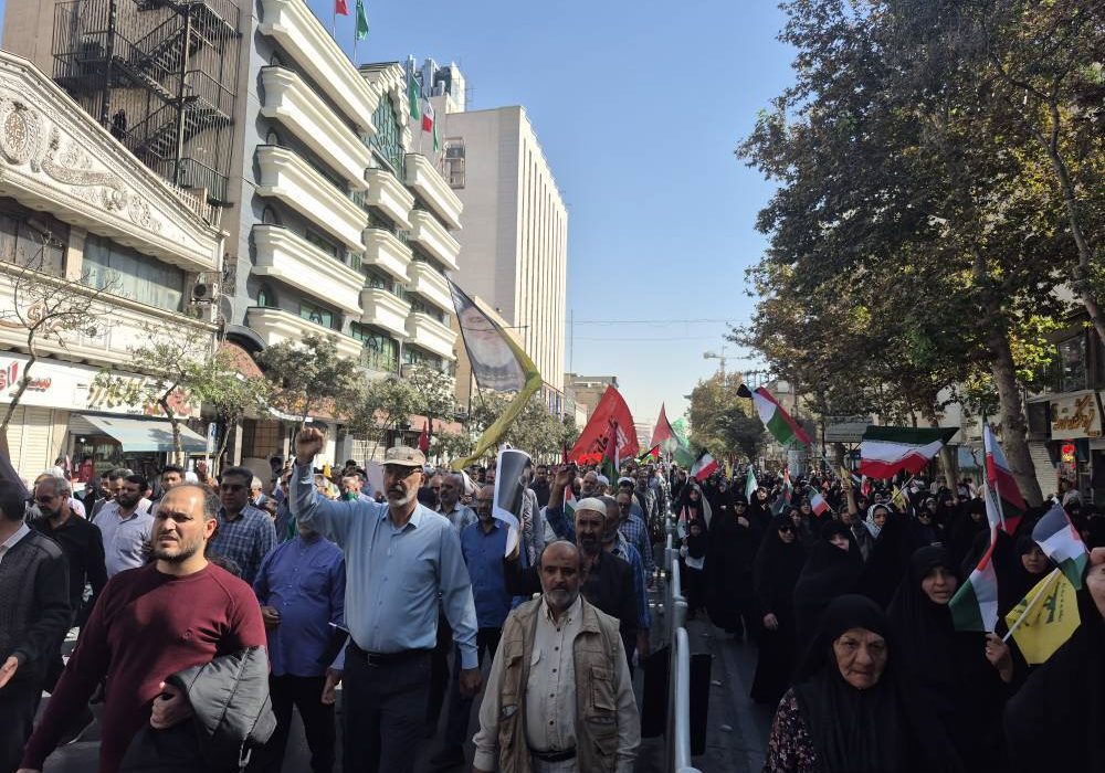 برگزاری راهپیمایی بشارت نصر در مشهد