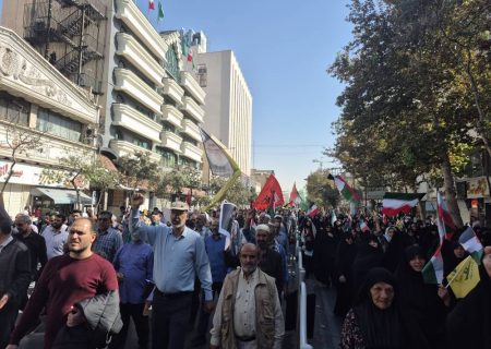 برگزاری راهپیمایی بشارت نصر در مشهد