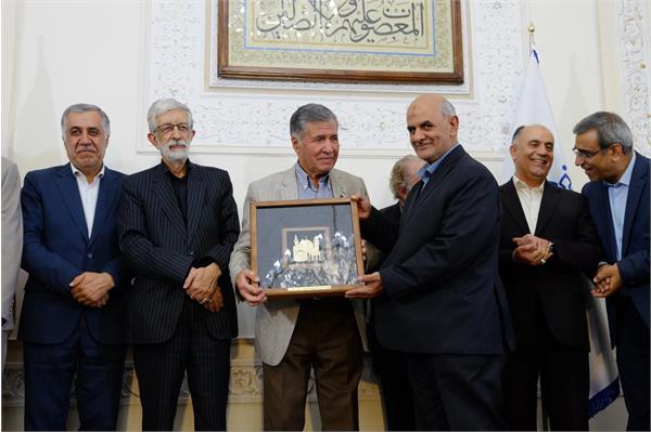 آیین نکوداشت محمدجعفر یاحقی، فردوسی‌پژوه معاصر و عضو پیوسته فرهنگستان زبان و ادب فارسی برگزار شد