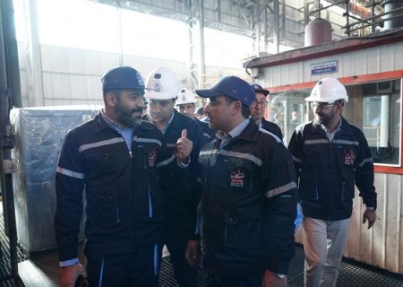 تأکید مدیرعامل اپال کانی پارس بر توسعه پایدار و ارتقای بهره‌وری در بازدید از کارخانجات اپال پارسیان سنگان