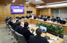 مکاتبات اداری پاسخگو نیست؛ نمایندگان دولت در حوزه درمان باید مستقیماً پاسخگو باشند