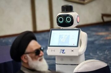قوه قضاییه وارد عصر هوش مصنوعی شد: ربات انساننمای حقوقی معرفی شد