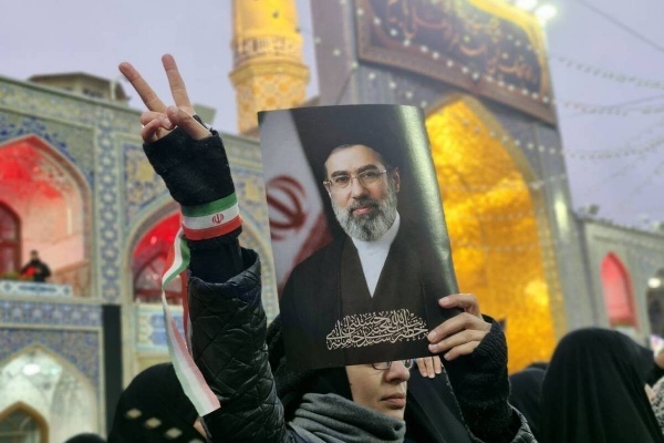 به شکرانه انتخاب رهبری برگزاری ویژهبرنامه «بیعت با امام» در حرم مطهر رضوی