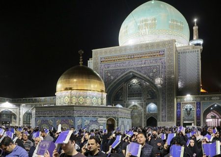 اعلام ویژه‌برنامه‌های سومین شب قدر در حرم مطهر رضوی