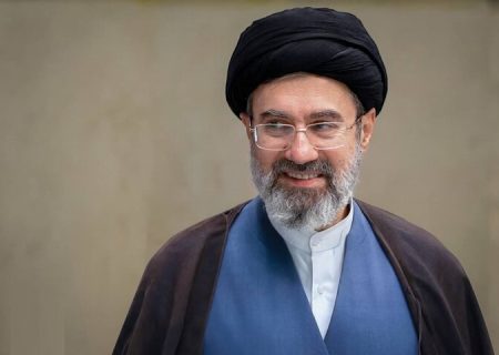رهبر انقلاب: مصوبات مجلس معطوف به امیدآفرینی و آینده‌سازی کشور باشد