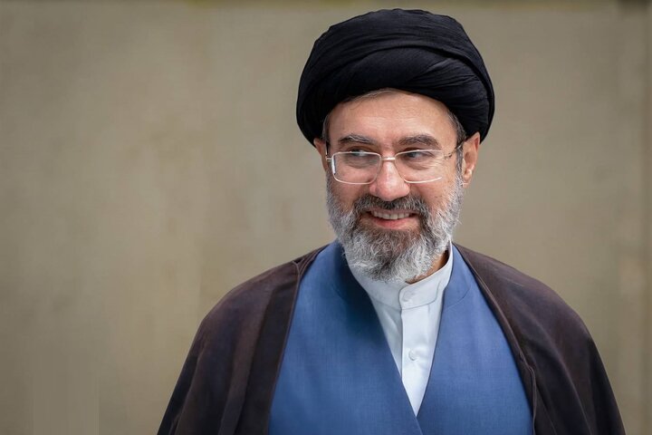رهبر انقلاب: مصوبات مجلس معطوف به امیدآفرینی و آینده‌سازی کشور باشد