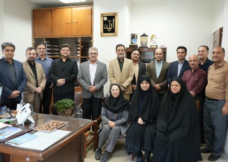 تجلیل از فعالین حوزه روابط عمومی همزمان با روز ارتباطات و روابط عمومی در منطقه خراسان رضوی