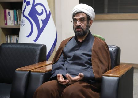 هشدار درباره دوگانگی‌های کاذب؛ دشمن به دنبال شکاف در صفوف مردم است