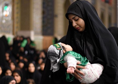 حرم مطهر رضوی میزبان مراسم شیرخوارگان حسینی
