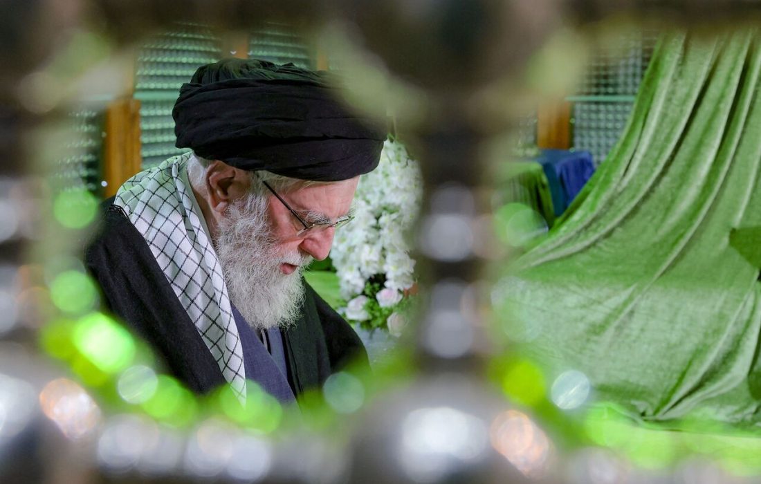 حضور میهمانانی از ۲۷ کشورجهان در مشهد برای شرکت در مراسم تشییع رهبر شهید امت