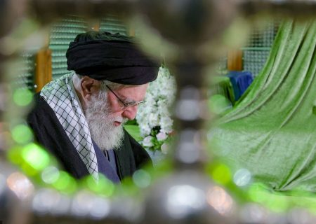 حضور میهمانانی از ۲۷ کشورجهان در مشهد برای شرکت در مراسم تشییع رهبر شهید امت
