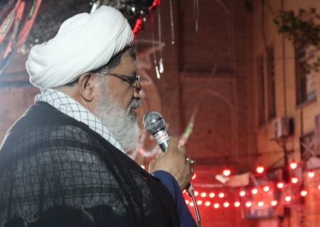 تا تحقق اهداف انقلاب ملت در میدان است