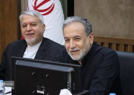 عراقچی: مانعی در صدور روادید برای اتباع افغانستان در وزارت امور خارجه وجود ندارد