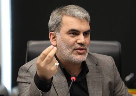 زنگنه: بانک مرکزی اختیار قانونی لازم برای مدیریت بازار ارز را دارد