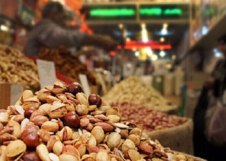چالش‌های واردات و نوسانات ارزی؛ دلیل افزایش قیمت آجیل در مشهد